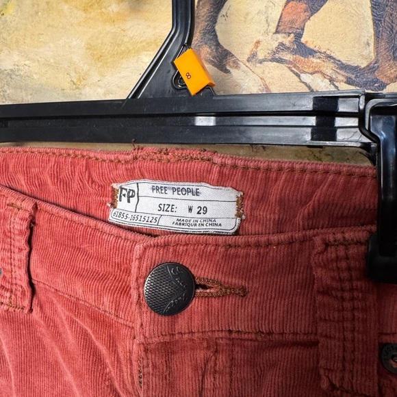 Penny Pull FREE PEOPLE mid rise bell bottom pants - size 29 - Picture 4 of 7